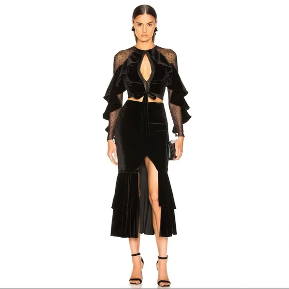 🌸NWT patobo velvet bo ruffle midi skirt in black